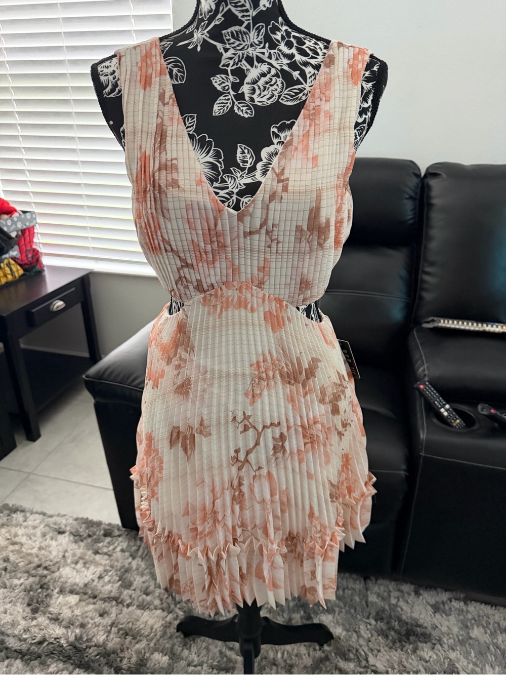 Express Pleated V-Neck Mini Dress in Peach and Cream